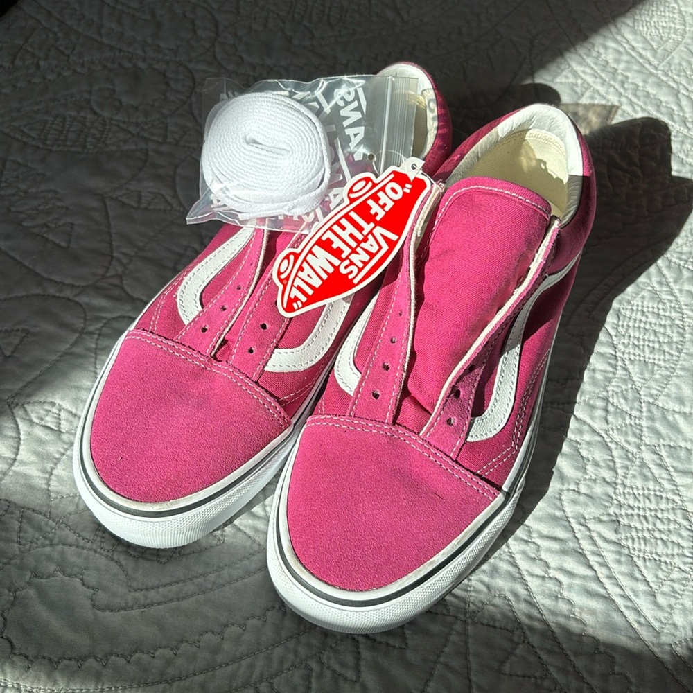 Brand New Vans Sneakers